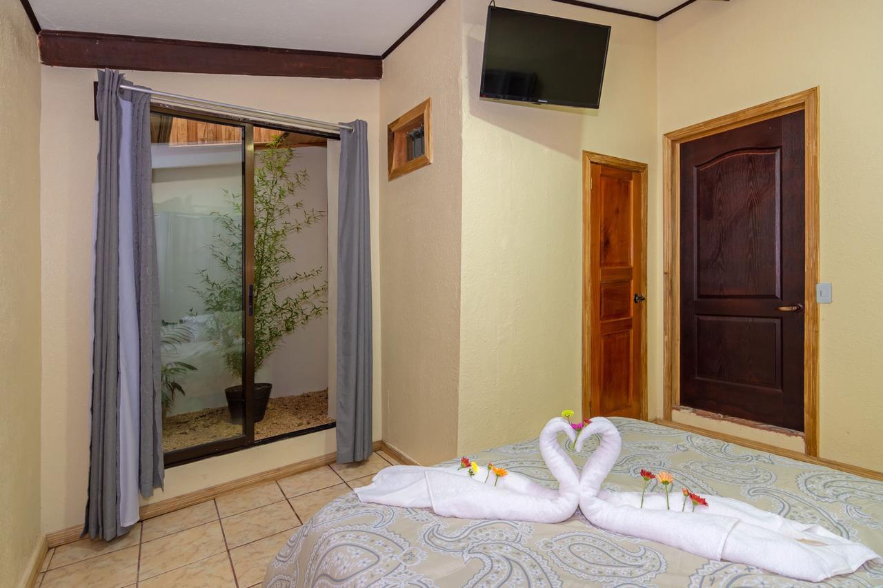 Monte Fresco Hostel Boutique Puntarenas Dış mekan fotoğraf